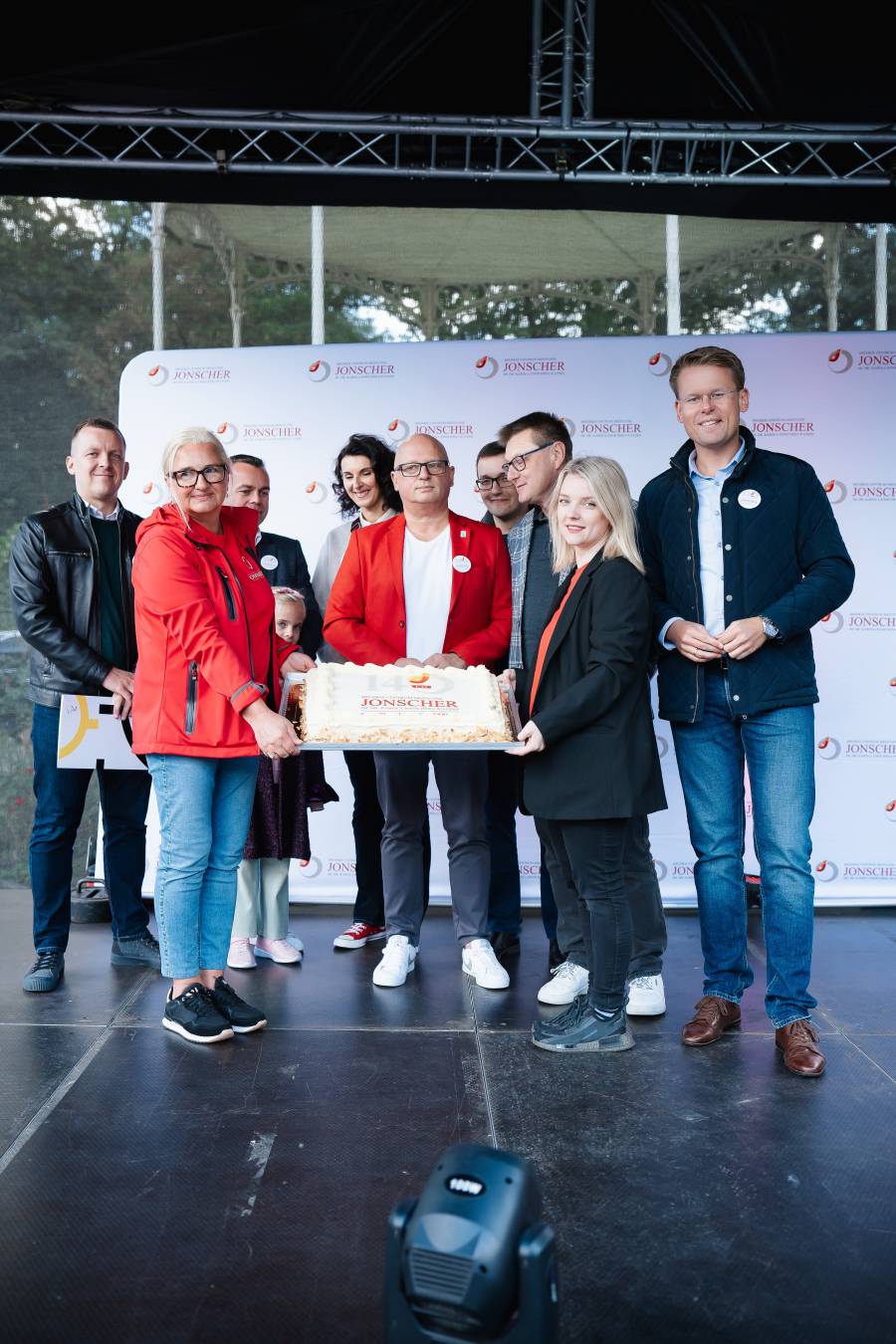 Media o pikniku z okazji 140-lecia Szpitala im. dr. Karola Jonschera w Łodzi. 